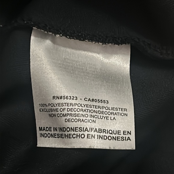 Men, St. Louis Cardinals Nikes zip up sweatshirt - Picture 10 of 17